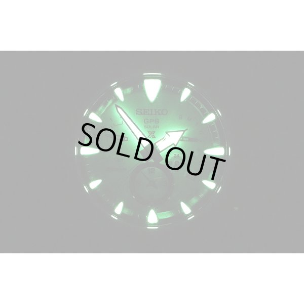 セイコー　プロスペックス　ＳＢＤＥ００５　オーシャンクルーザー　銀文字盤　ライト暗闇