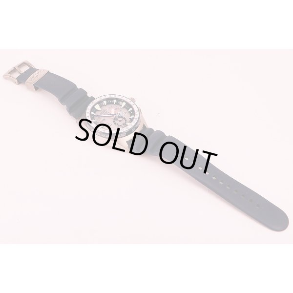 セイコー　プロスペックス　ＳＢＤＥ００５　オーシャンクルーザー　銀文字盤　ラバーベルト状態　表面