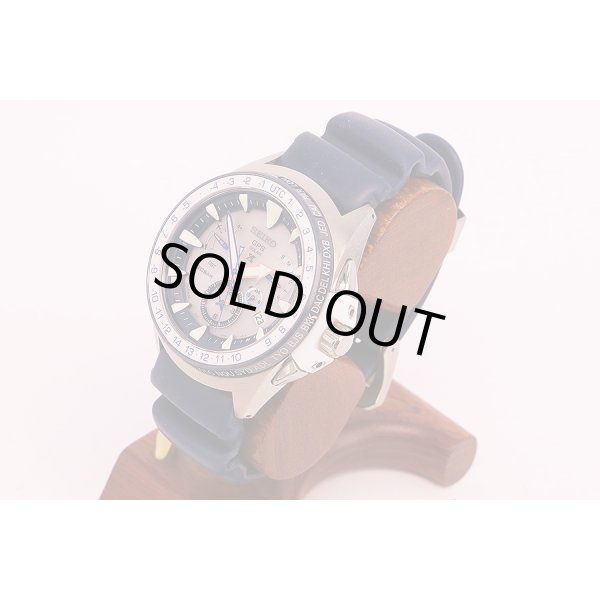 セイコー　プロスペックス　ＳＢＤＥ００５　オーシャンクルーザー　銀文字盤　サイド