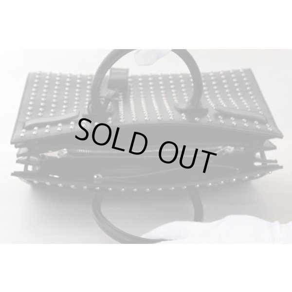 サンローラン　サックドジュール スパイクスタッズ 355154BOW52-1000 ブラック　中身