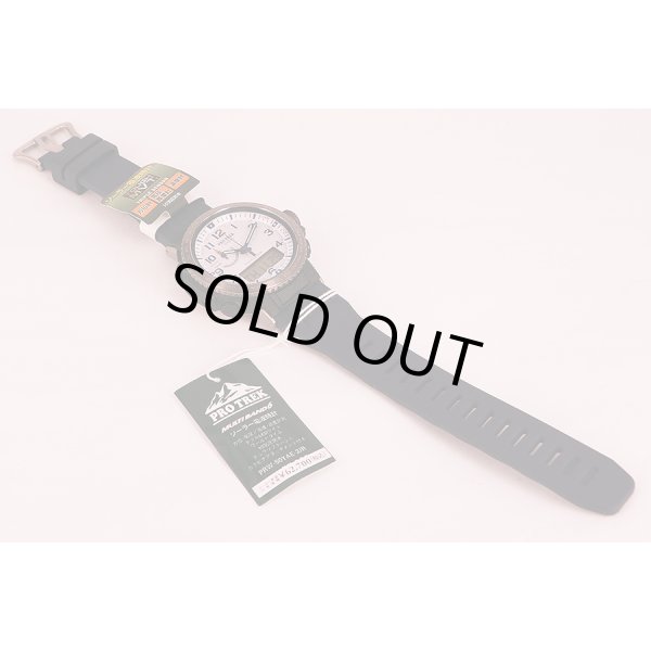 カシオ　プロトレック　ＰＲＷ－５０ＹＥＡ－２ＪＲ　白文字盤　ラバーベルト表面状態