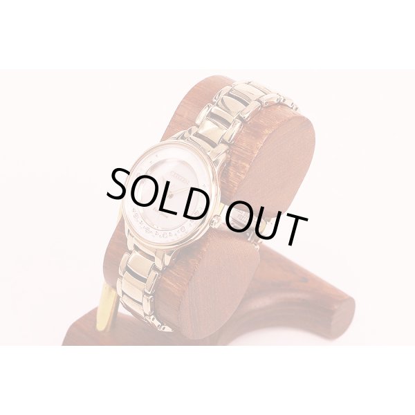 シチズン　エル　ＥＭ０４７３－８２Ｄ シェル文字盤　サイド