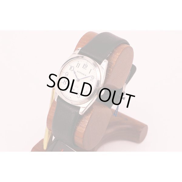 シチズン　１９３８復刻モデル　白文字盤　サイド