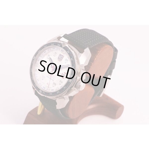 ルミノックス　ＩＣＥ－ＳＡＲ　ＡＲＣＴＩＣ　１２０８ 白銀文字盤　サイド