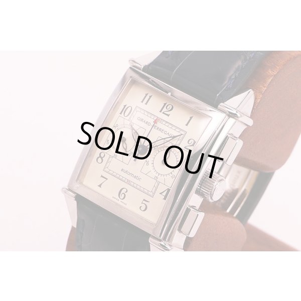 ジラールペルゴ　ヴィンテージ１９４５　Ｒｅｆ２５９９　ベージュ文字盤　サイド拡大