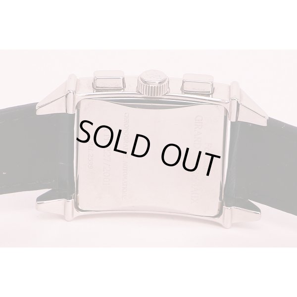 ジラールペルゴ　ヴィンテージ１９４５　Ｒｅｆ２５９９　ベージュ文字盤　裏面拡大