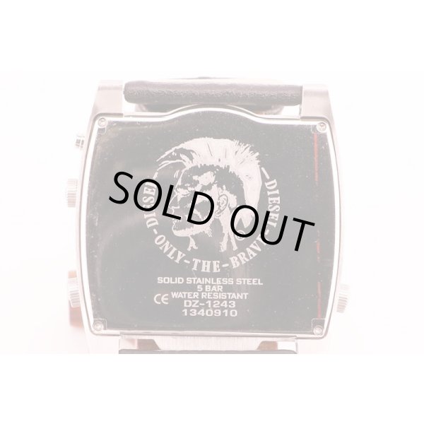 ディーゼル　ＤＺ―１２４３　３タイムレーダー　黒文字盤　裏面拡大