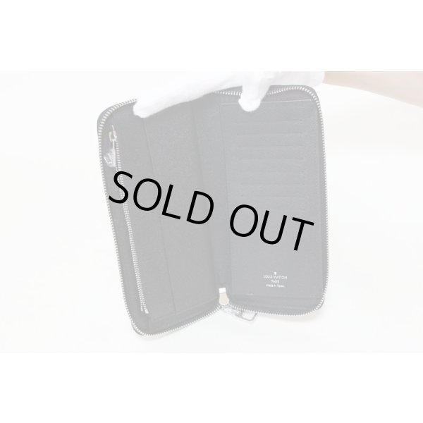 ルイ・ヴィトン　ジッピーウォレット・ヴェルティカル N63095　中身