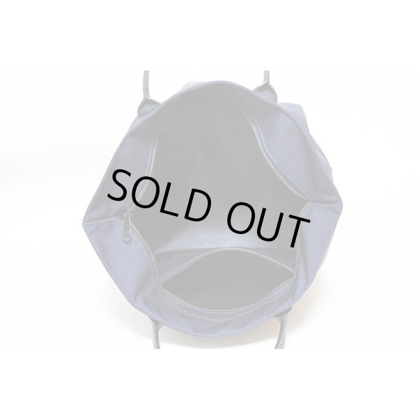 エルベシャプリエ　レザーハンドル舟型トートM 1407C ネイビー　中身