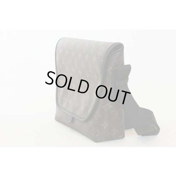 ルイ・ヴィトン　マグネティック・メッセンジャー M45557　サイド