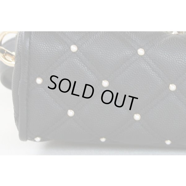 マークジェイコブス　THE SOFTSHOT21 WITH PEARLS M0016480 ブラック　底拡大