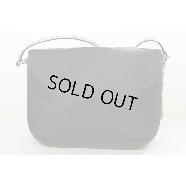 グッチ　メッセンジャーバック 201732 520981 モスグリーン　裏面