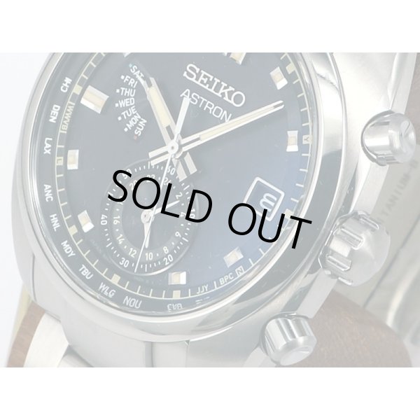 セイコー　アストロン　ＳＢＸＹ００３　電波ソーラー　黒文字盤　サイド拡大