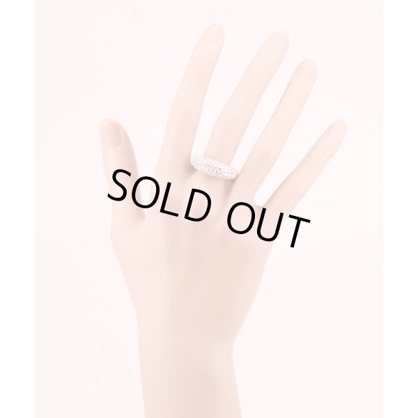 クイーン　750PG ダイアイリリング 2.00ct 6.90g　装着イメージ