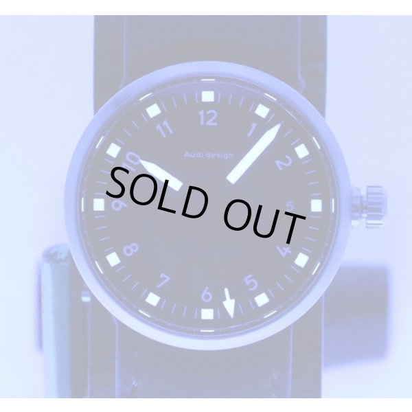 ジン　アウディ　デザインサークル　Ｃ０１　黒文字盤　ライト