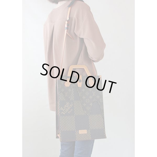 ルイ・ヴィトン　ミニトート N40355　掛けたイメージ