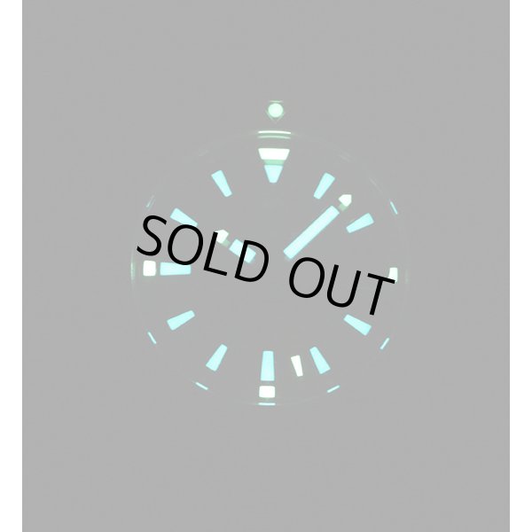 タグホイヤー　アクアレーサー　ＷＡＹ２１１Ｃ　紺文字盤　紺セラミックベゼル　ライト暗闇