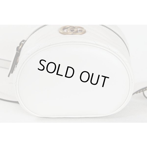 グッチ　ミニバックパック 598594 0616 ホワイト　底