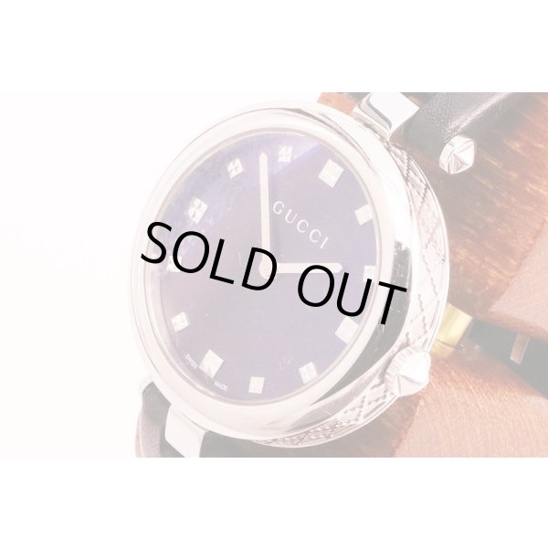 グッチ　１４１．４　ディアマンテ　黒文字盤　サイド拡大