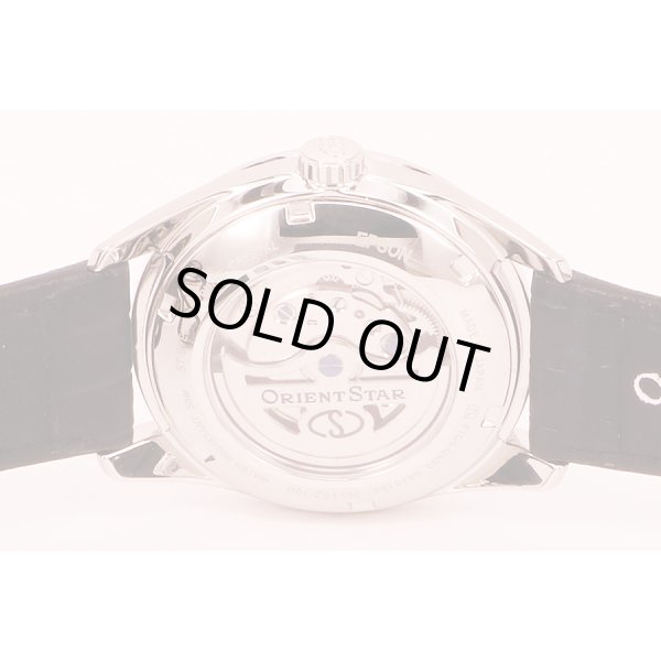 オリエントスター　コンテンポラリー　スリムデイト　ＲＫ－ＨＫ０００４　紺文字盤　裏面拡大