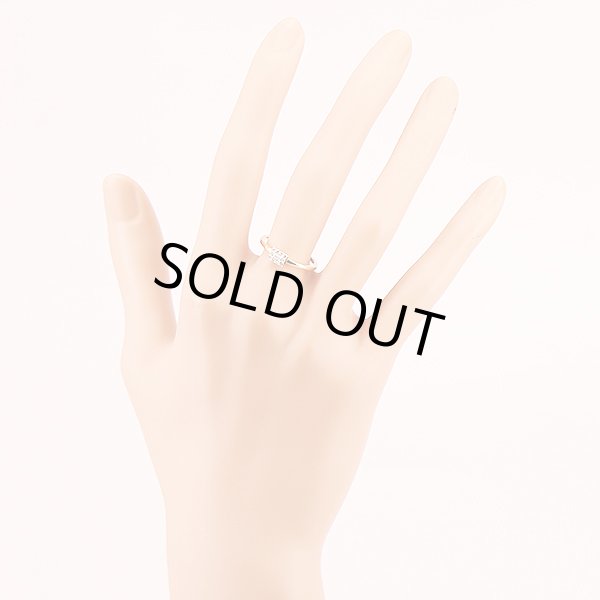 アガット　K18 ダイアイリリング 0.08ct 1.70g　装着イメージ