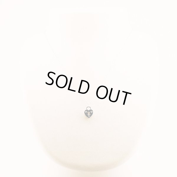 スタージュエリー　K18WG ダイアイリペンダントネックレス 0.04ct 3.90g　装着イメージ