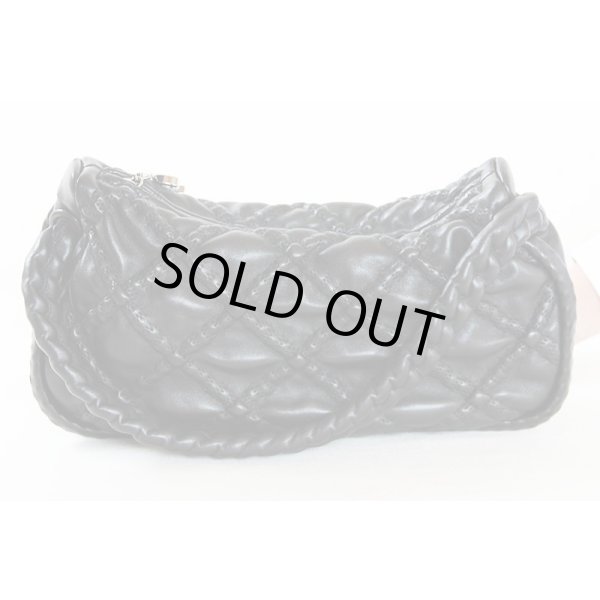 シャネル　ロープモールディング ワンショルダーバック ブラック　裏面