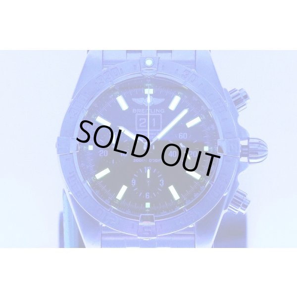 ブライトリング　クロノマット　ブラックバード　Ａ４４３５９　黒文字盤　ビックデイト　ライト