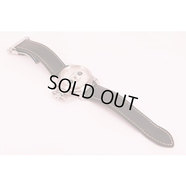 グラハム　クロノファイター　２ＣＦＡＳ．Ｓ０１　銀文字盤　革ベルト状態表面