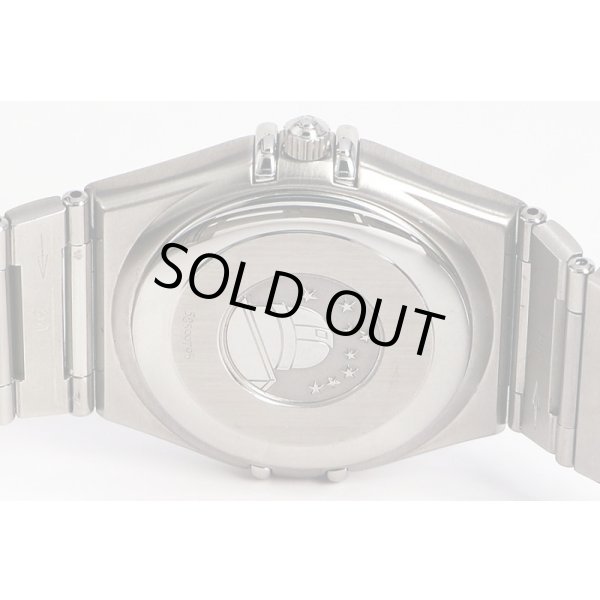 オメガ　コンステレーション　パーペチュアルカレンダー　１５５２．３０　銀文字盤　裏面拡大