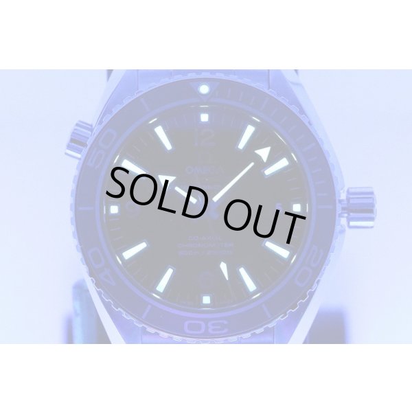 オメガ　シーマスター　プラネットオーシャン　２３２．３０．４２　黒文字盤　ライト