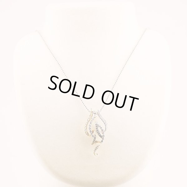 天空　K18WG/YG ダイアイリペンダントネックレス 0.43ct 1.38ct 12.50g　装着イメージ