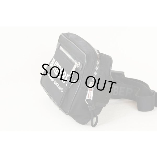 バーバリー　ボディバック 8021089 ブラック　サイド