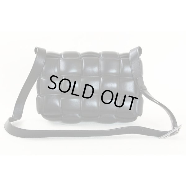 ボッテガヴェネタ　パデッド カセット 591970VCQR18803 ブラック／SIV金具　裏面