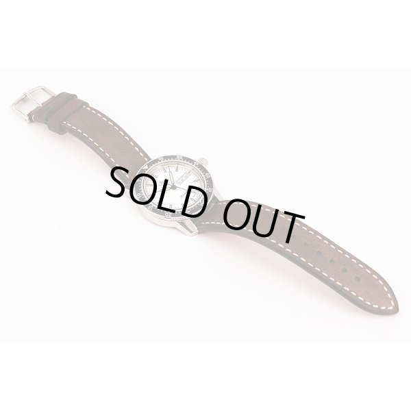 ジン　１０４　ＳＴ．ＳＡ　白文字盤　革ベルト状態表面