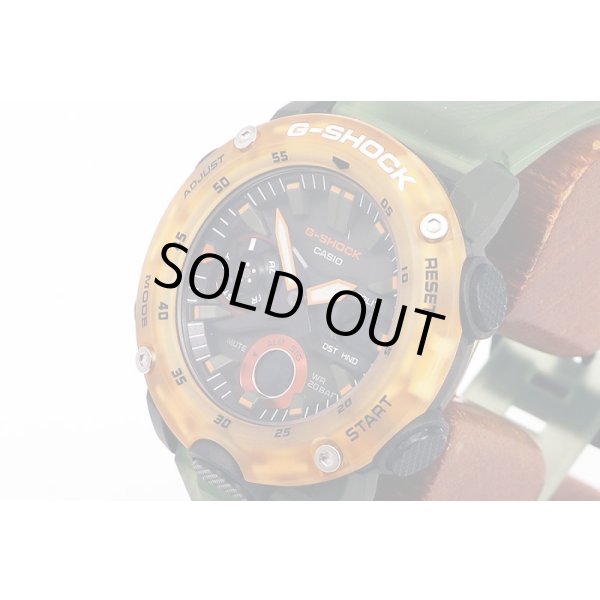 カシオ　Ｇショック　ＧＡ－２０００ＨＣ　ヒドゥンコースト　デジアナ文字盤　サイド拡大