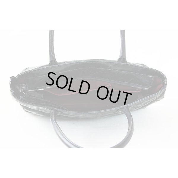 シャネル　トートバック ブラック　中身