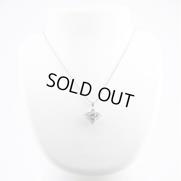 K18WG ルビーダイアイリペンダントネックレス 0.34ct 0.12ct 7.30g　装着イメージ