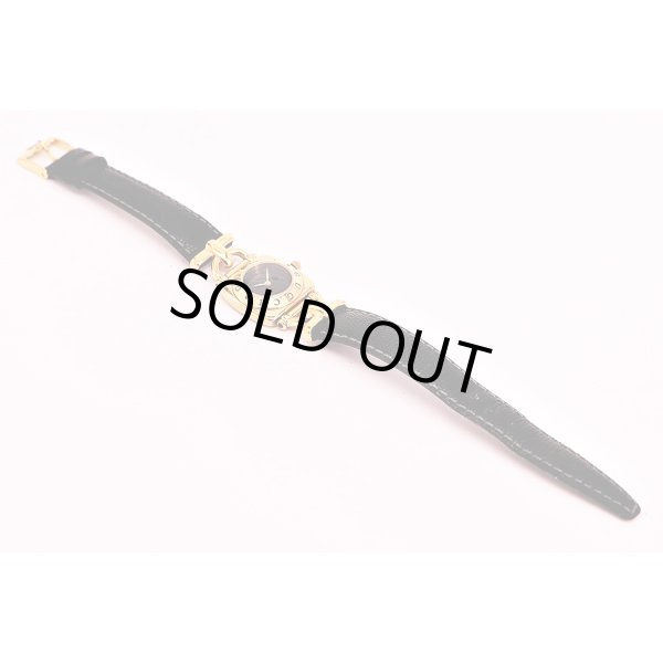 グッチ　６３００Ｌ　黒文字盤　革ベルト状態　表面