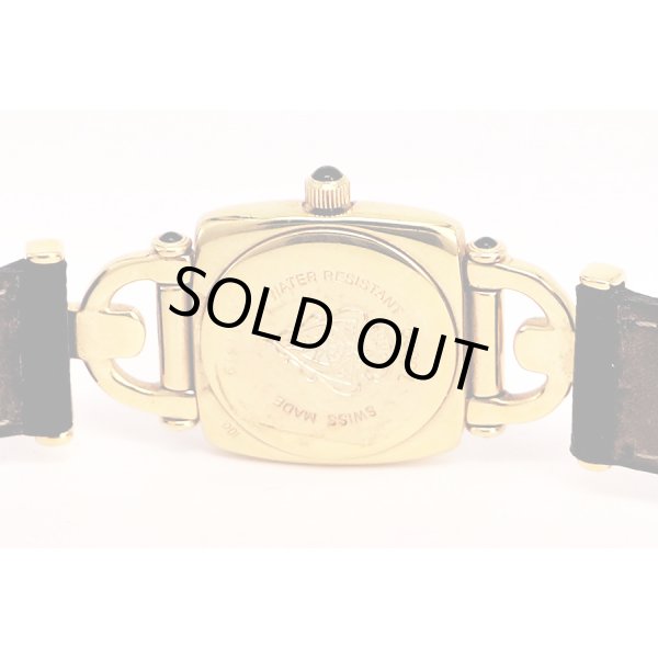 グッチ　６３００Ｌ　黒文字盤　裏面拡大