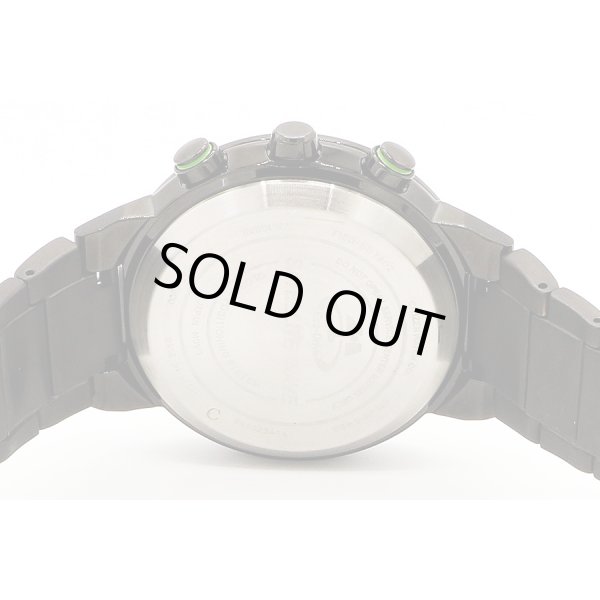 シチズン　サテライトウェーブＧＰＳ　ＣＣ３０３５－５０Ｅ　黒文字盤　裏面拡大