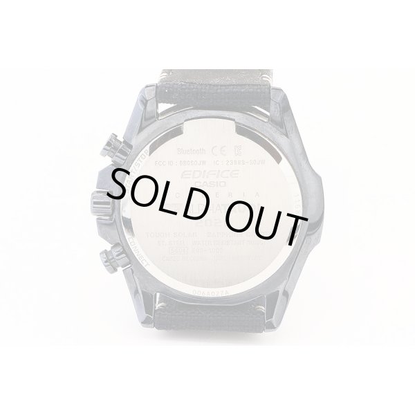 カシオ　エディフィス　ＥＱＢ－１０００ＡＴ　カーボン文字盤　アルファタウリ２０２１年限定　裏面拡大