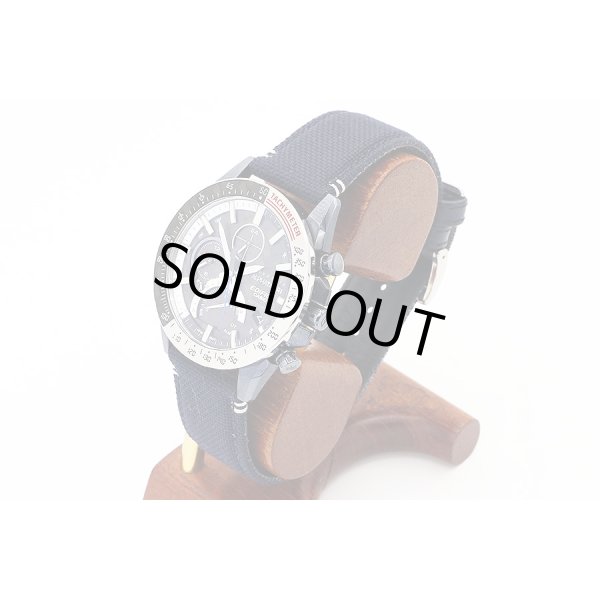 カシオ　エディフィス　ＥＱＢ－１０００ＡＴ　カーボン文字盤　アルファタウリ２０２１年限定　サイド