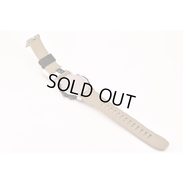 カシオ　プロトレック　ＰＲＷ３０－５ＪＦ ３４９０　デジタル文字盤　ラバーベルト状態　裏面