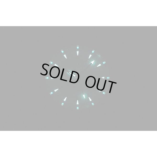 オメガ　シーマスター　アクアテラ　２３１．１０．３９　銀文字盤　ライト暗闇