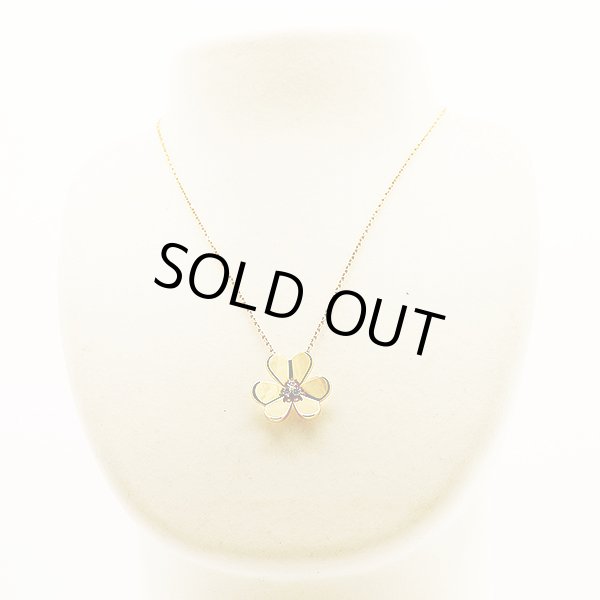 ヴァンクリーフ＆アーペル　750YG フリヴォルペンダント ラージモデル ネックレス 9.30g　装着イメージ