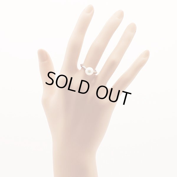 ミキモト　PT950 パールイリリング 8.50mm 7.00g　装着イメージ