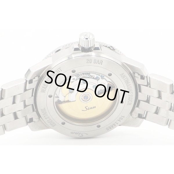 ジン　１０４　ＳＴ．ＳＡ　アラビア黒文字盤　裏面拡大