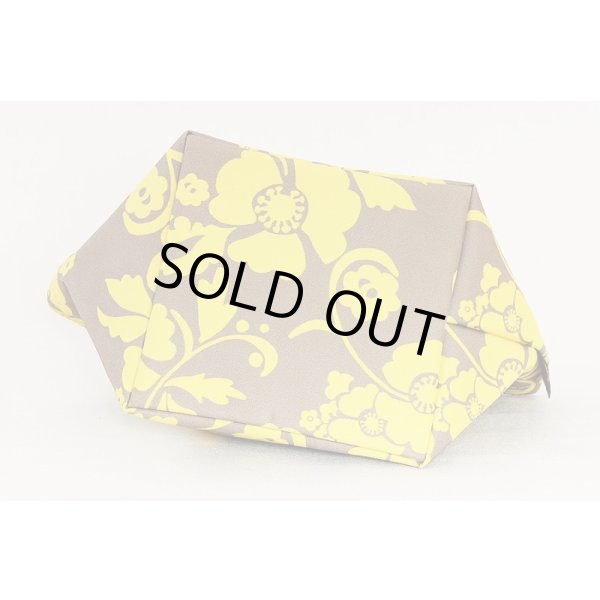 エルベシャプリエ　ナイロン舟型トートS 901F アラベスク マスティック ゴールド　底