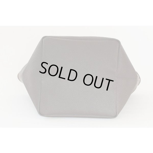 エルベシャプリエ　リュクス舟型トートM 707GP モカ／モカ　底